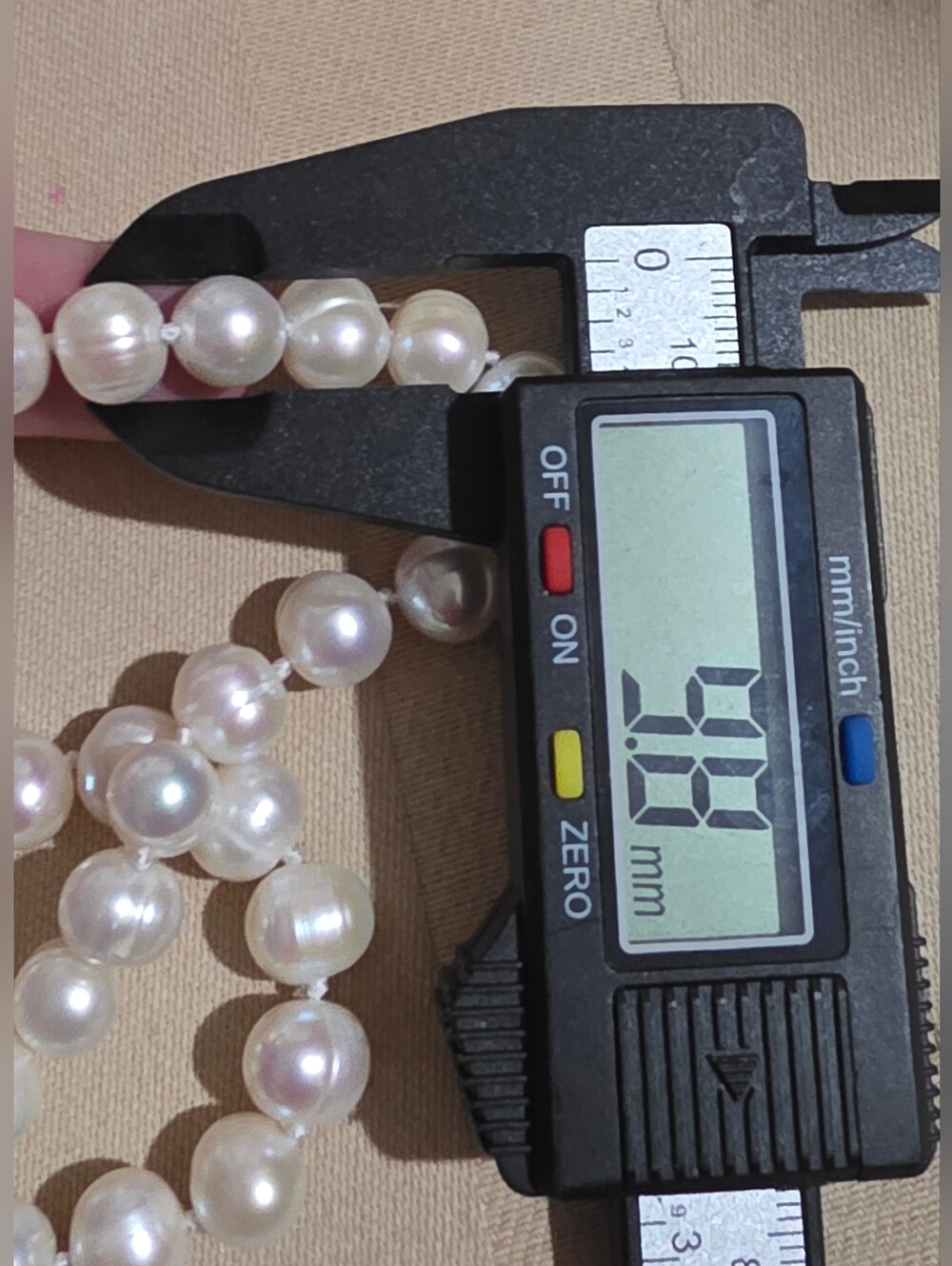 14KGF 36 IN 9.8 MM GENIUNE CULTURED BAROQUE PEARLS AMAZING LUSTER 106.09 Grams - Picture 2 of 7